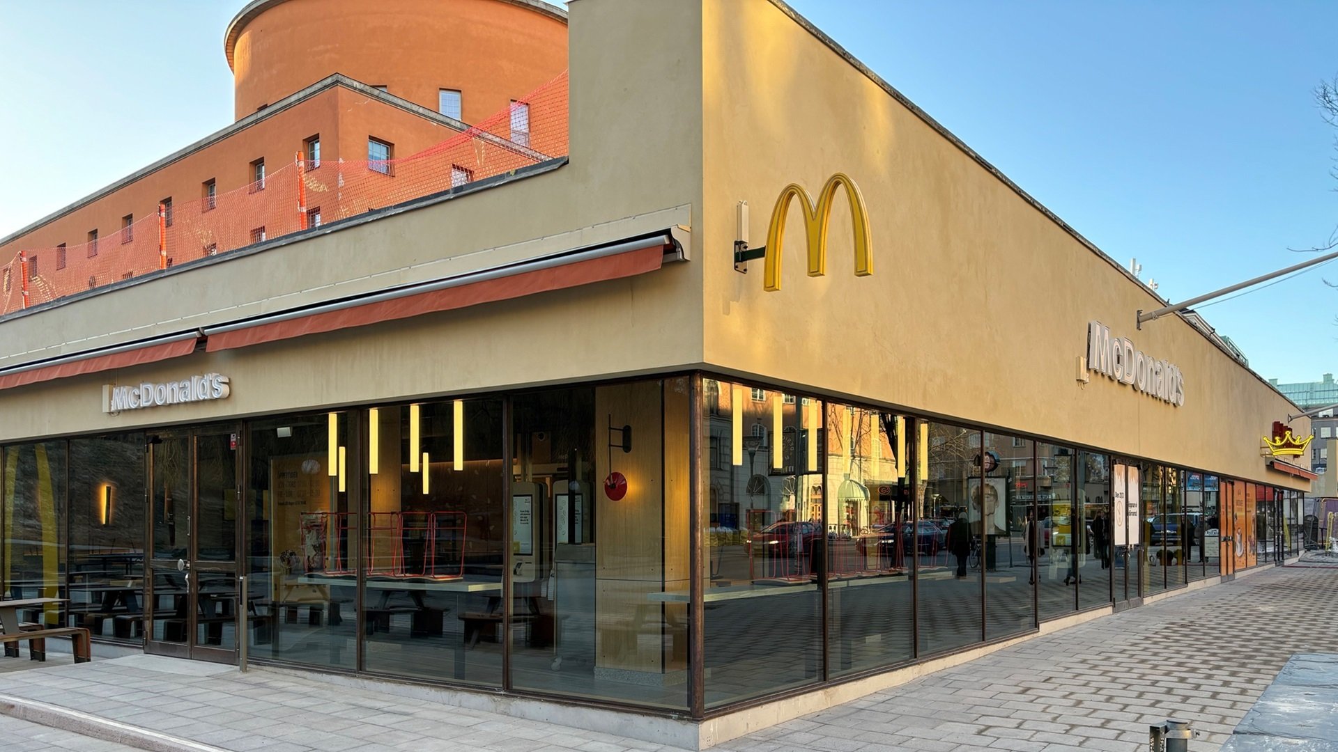 <span id="hs_cos_wrapper_name" class="hs_cos_wrapper hs_cos_wrapper_meta_field hs_cos_wrapper_type_text" style="" data-hs-cos-general-type="meta_field" data-hs-cos-type="text" >Basarerna</span>