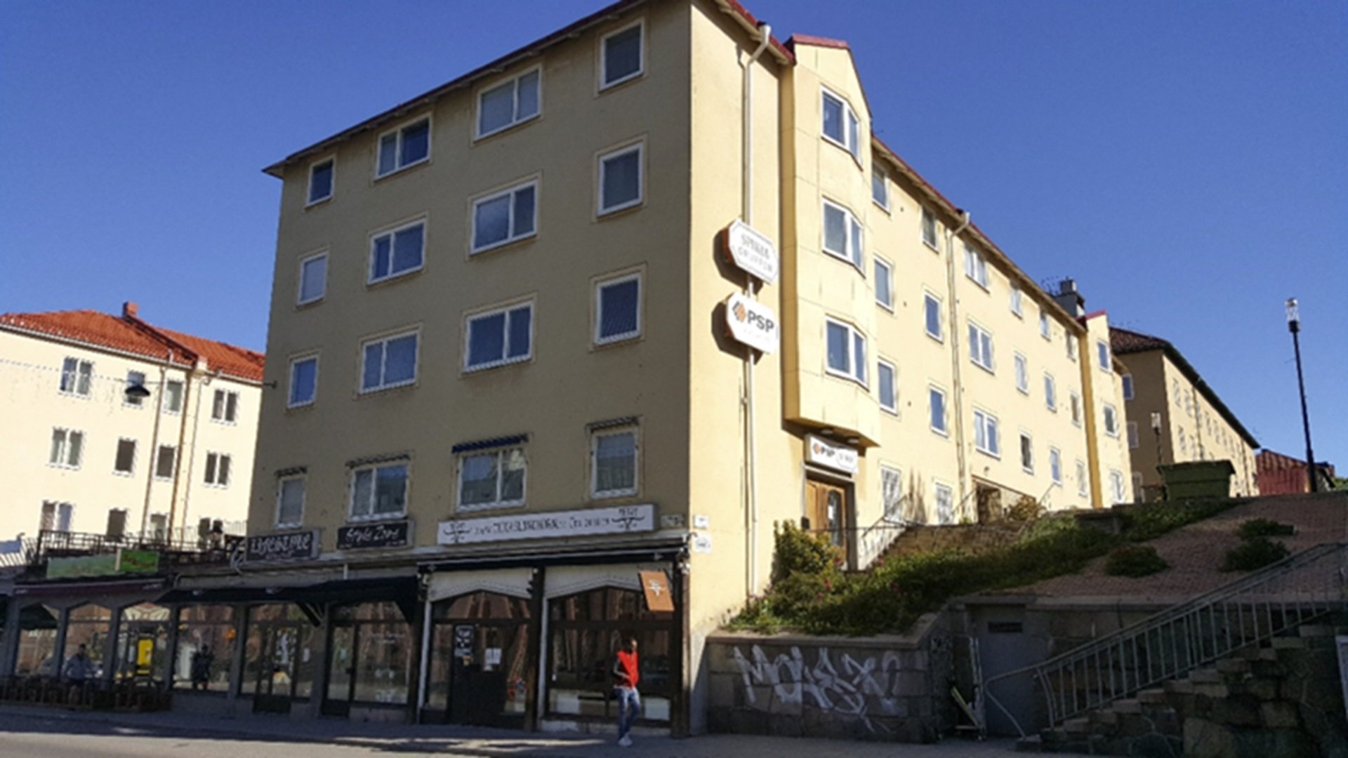 <span id="hs_cos_wrapper_name" class="hs_cos_wrapper hs_cos_wrapper_meta_field hs_cos_wrapper_type_text" style="" data-hs-cos-general-type="meta_field" data-hs-cos-type="text" >Kapellet 9</span>