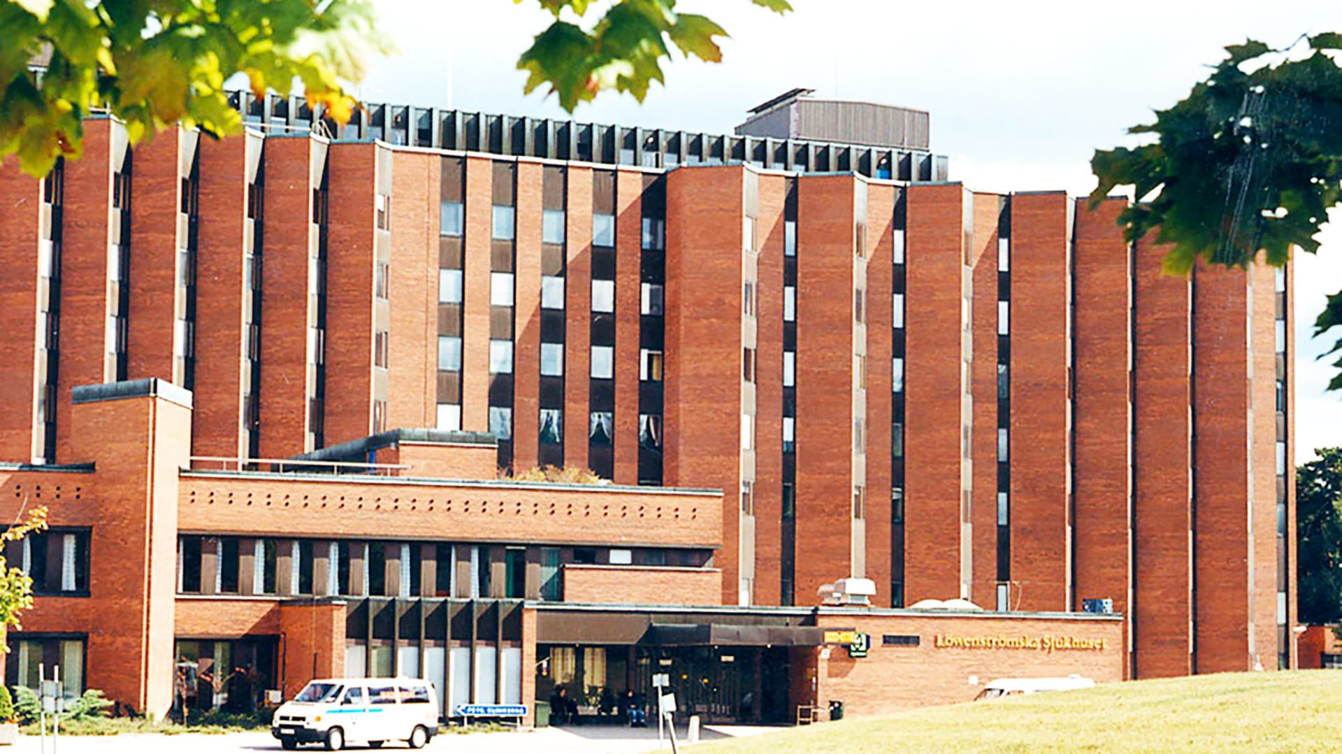 <span id="hs_cos_wrapper_name" class="hs_cos_wrapper hs_cos_wrapper_meta_field hs_cos_wrapper_type_text" style="" data-hs-cos-general-type="meta_field" data-hs-cos-type="text" >Löwenströmska sjukhuset</span>